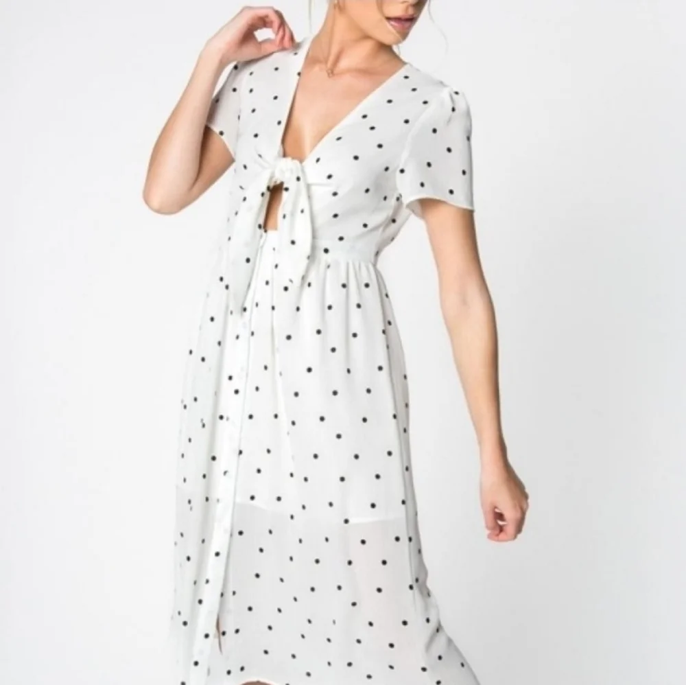 Everly Polka Dot Midrift Midi dress with tie front Size small EUC Cottage - Picture 2 of 10